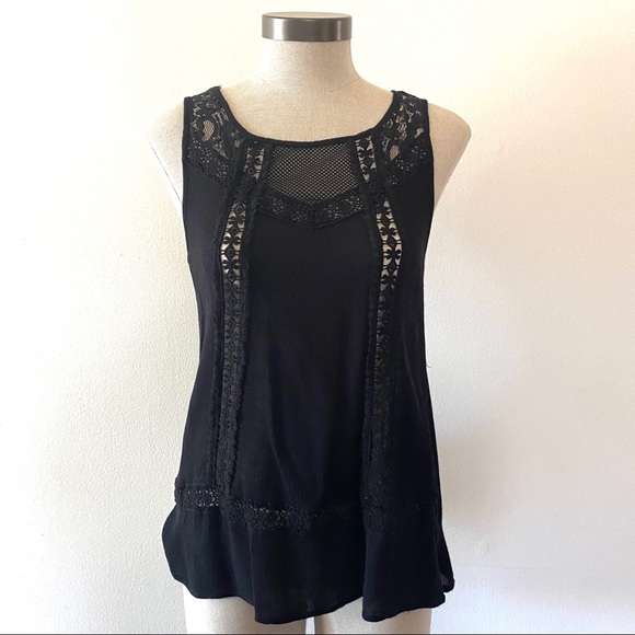 Acemi Black Sleeveless Top - Picture 2 of 10